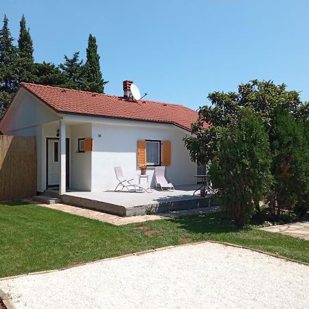 Holiday Home Mirela Šišan Kültér fotó