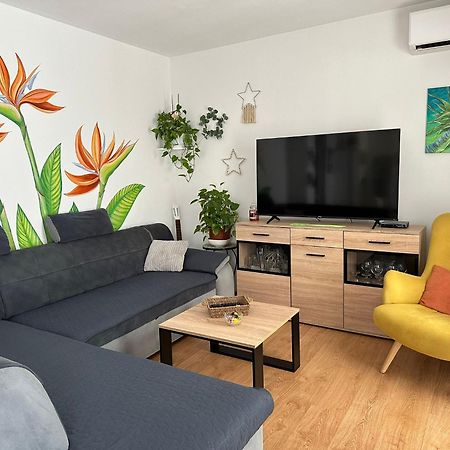 Holiday Home Mirela Šišan Kültér fotó