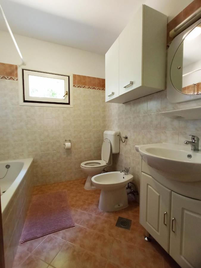 Holiday Home Mirela Šišan Kültér fotó